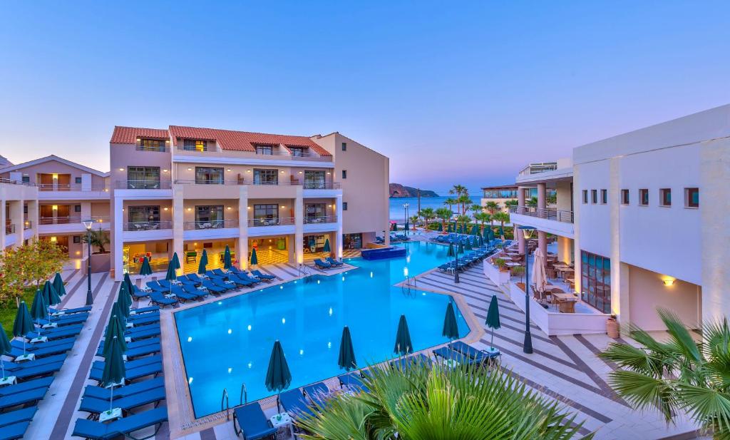 Porto Platanias Beach Resort and SPA - закуски и вечери